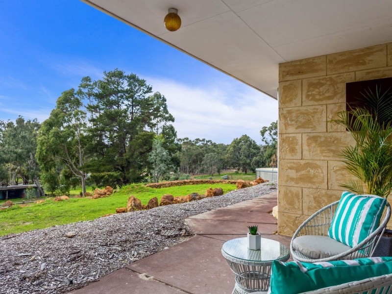 9 Wallangarra Drive, Bedfordale WA 6112