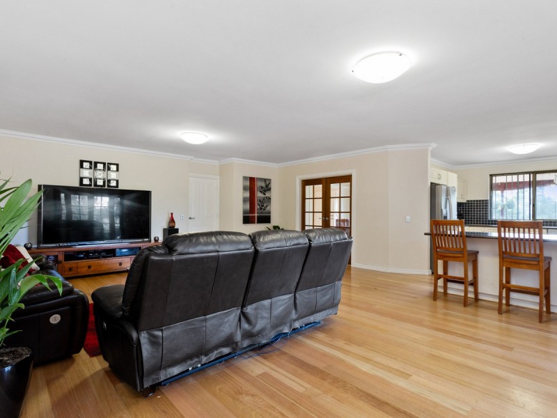 9 Wallangarra Drive, Bedfordale WA 6112