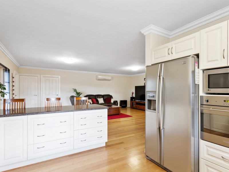 9 Wallangarra Drive, Bedfordale WA 6112