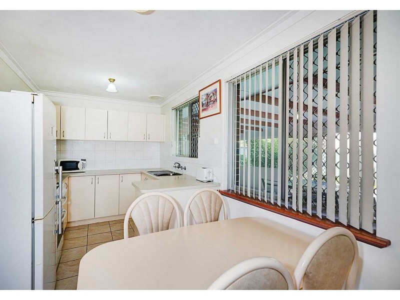 17a Robin Hood Avenue, Armadale WA 6112