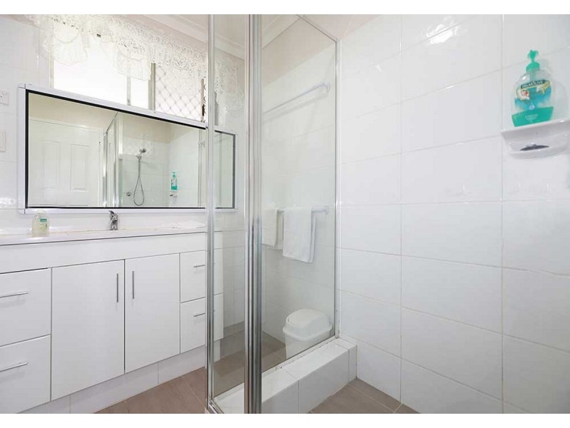 17a Robin Hood Avenue, Armadale WA 6112