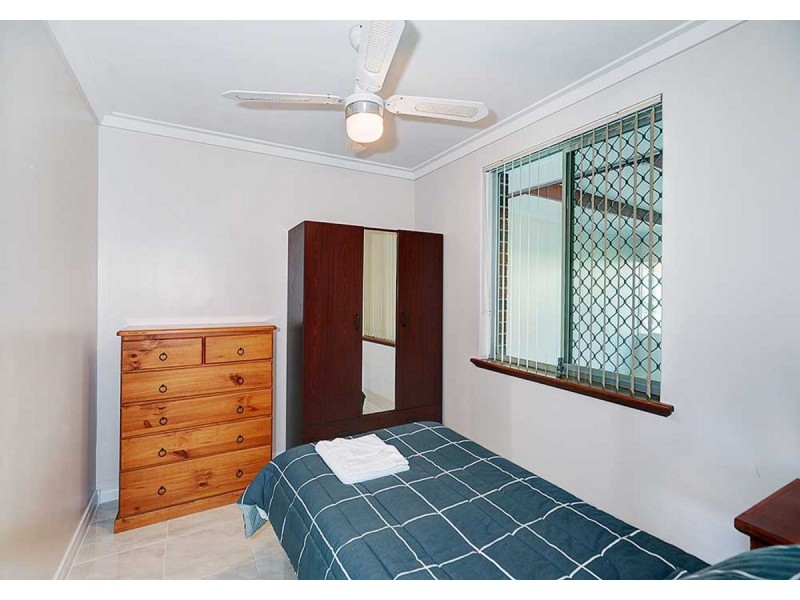 17a Robin Hood Avenue, Armadale WA 6112