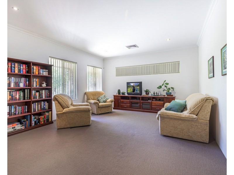 12 Waterwheel Road North, Bedfordale WA 6112