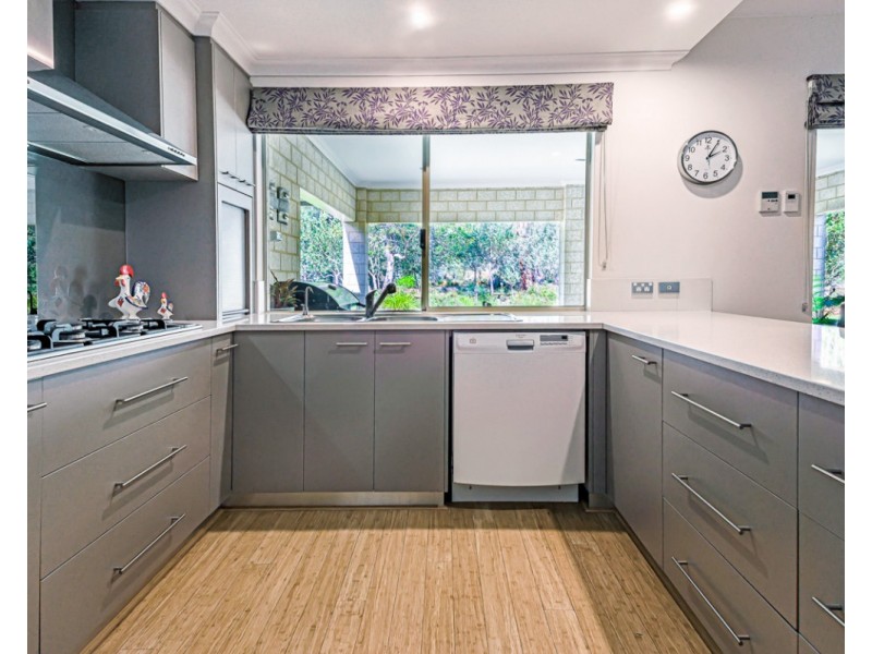12 Waterwheel Road North, Bedfordale WA 6112
