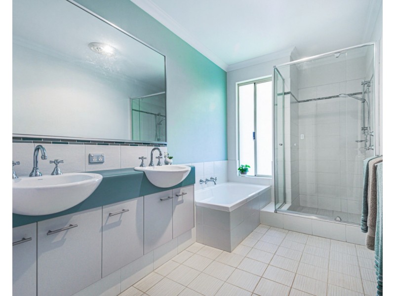12 Waterwheel Road North, Bedfordale WA 6112