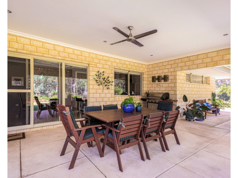 12 Waterwheel Road North, Bedfordale WA 6112