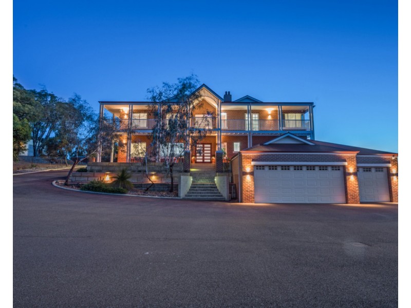 10 Observation Circle, Bedfordale WA 6112