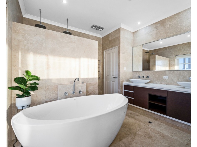 10 Observation Circle, Bedfordale WA 6112