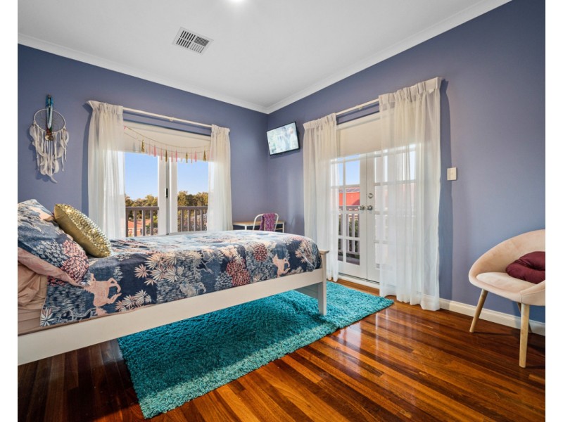 10 Observation Circle, Bedfordale WA 6112