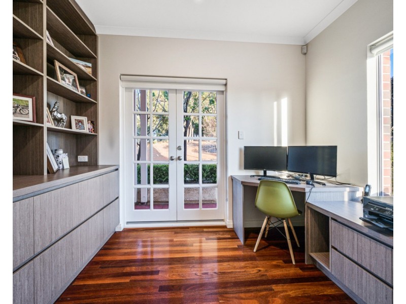 10 Observation Circle, Bedfordale WA 6112