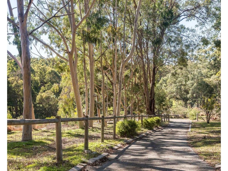 581 Albany Highway, Bedfordale WA 6112