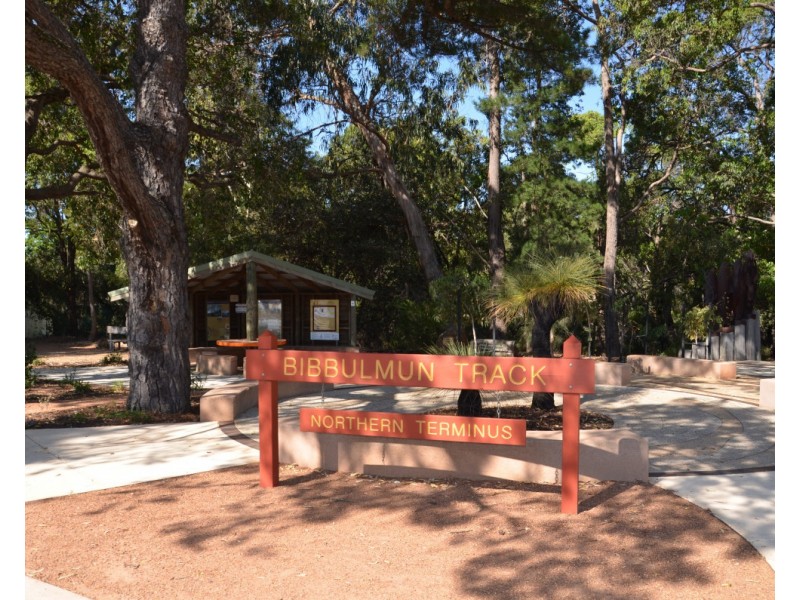 12 Crestview Crescent, Kalamunda WA 6076