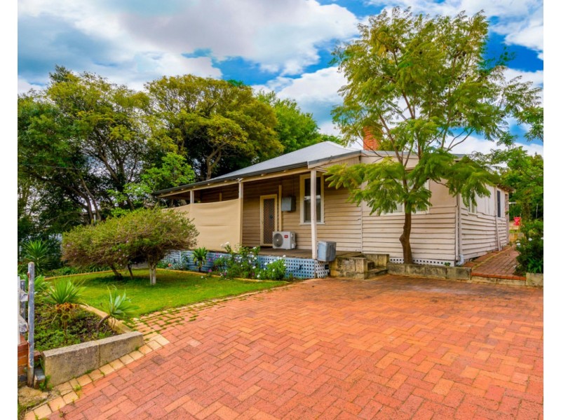 9 William Street, Armadale WA 6112