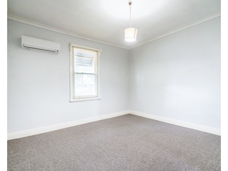 9 William Street, Armadale WA 6112