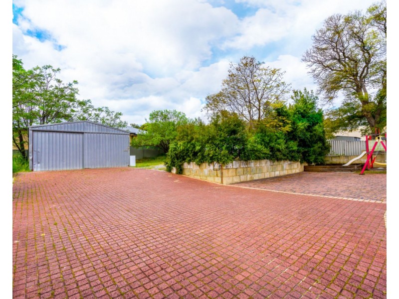 9 William Street, Armadale WA 6112