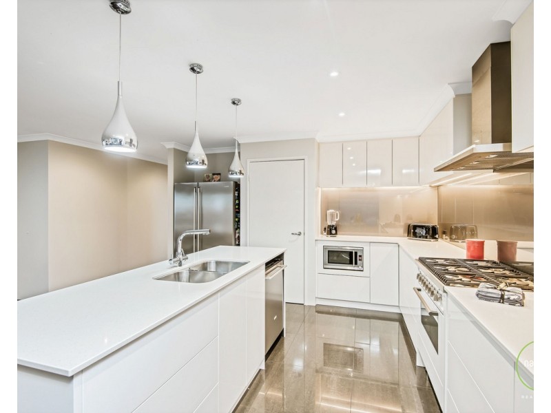 2/238 Kooyong Road, Kewdale WA 6105