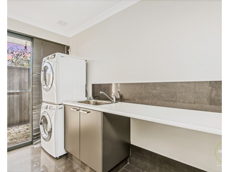 2/238 Kooyong Road, Kewdale WA 6105