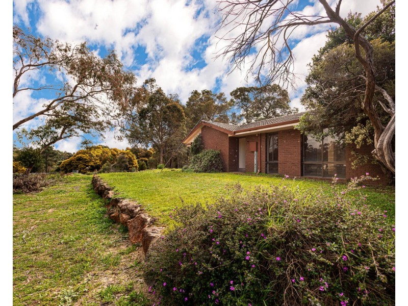 688 Albany Highway, Bedfordale WA 6112