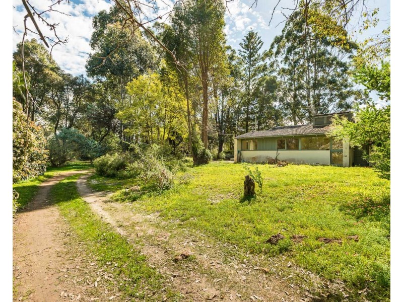 700 Albany Highway, Bedfordale WA 6112