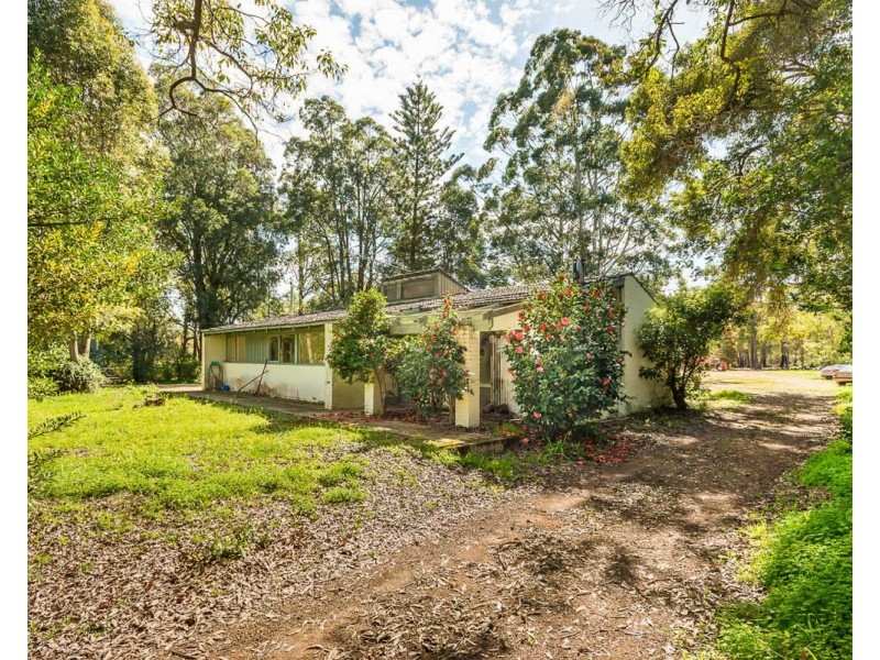 700 Albany Highway, Bedfordale WA 6112