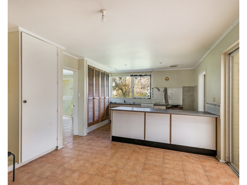 700 Albany Highway, Bedfordale WA 6112