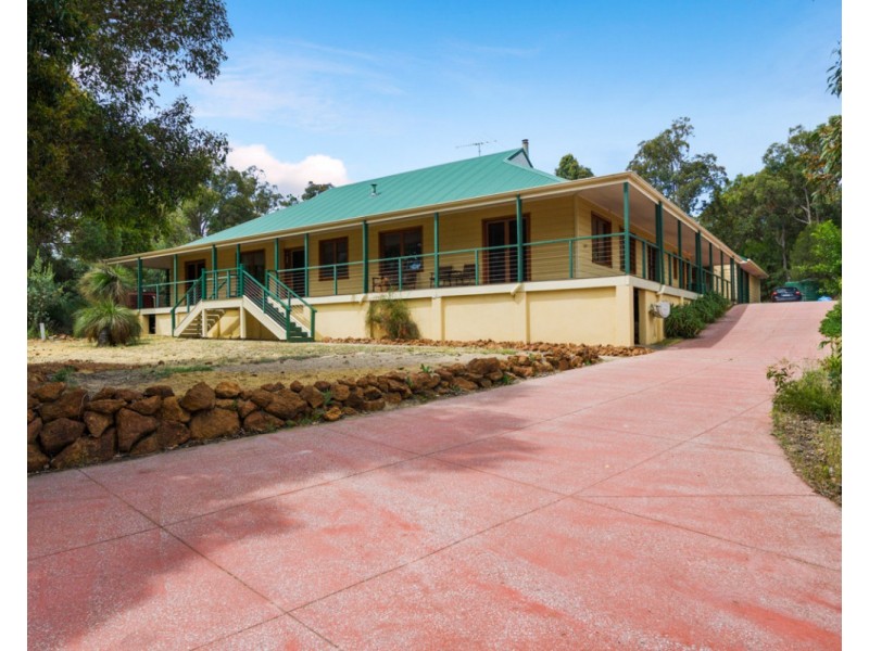 6 Sewell Street, Bedfordale WA 6112