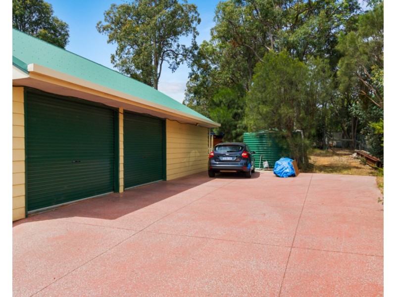 6 Sewell Street, Bedfordale WA 6112