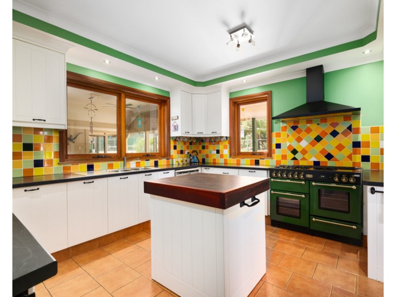 6 Sewell Street, Bedfordale WA 6112