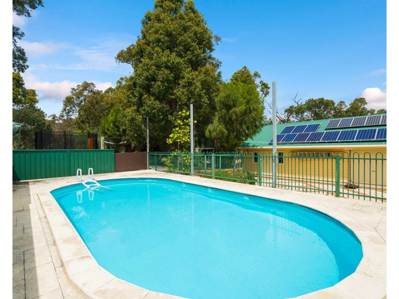 6 Sewell Street, Bedfordale WA 6112