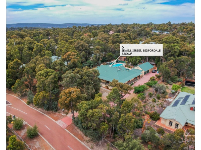 6 Sewell Street, Bedfordale WA 6112