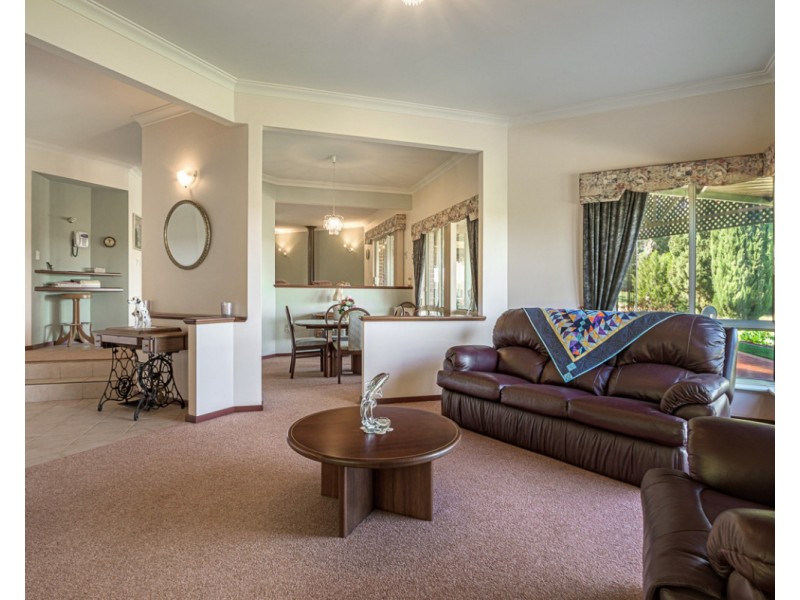 62 Hawkstone Road, Roleystone WA 6111