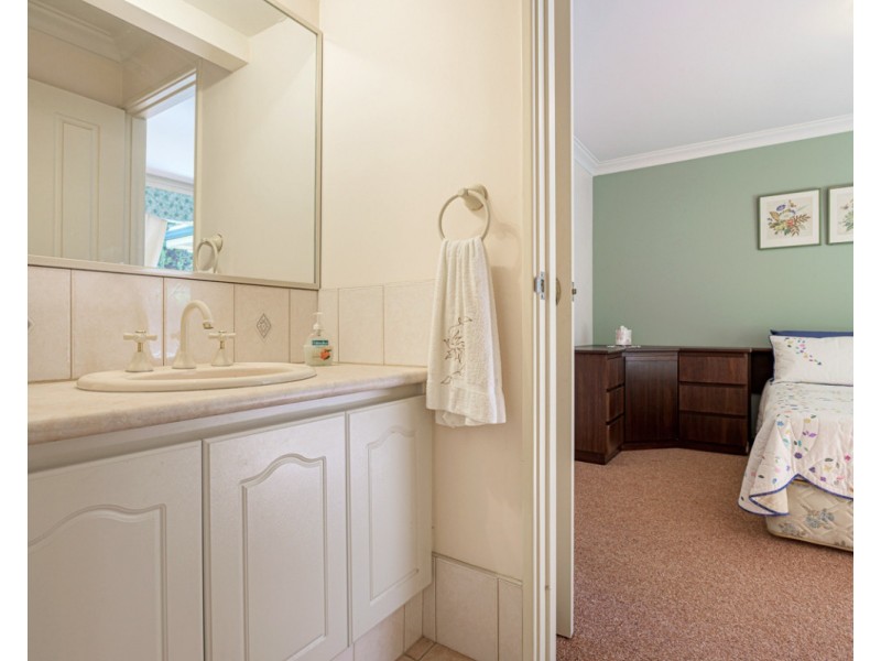 62 Hawkstone Road, Roleystone WA 6111