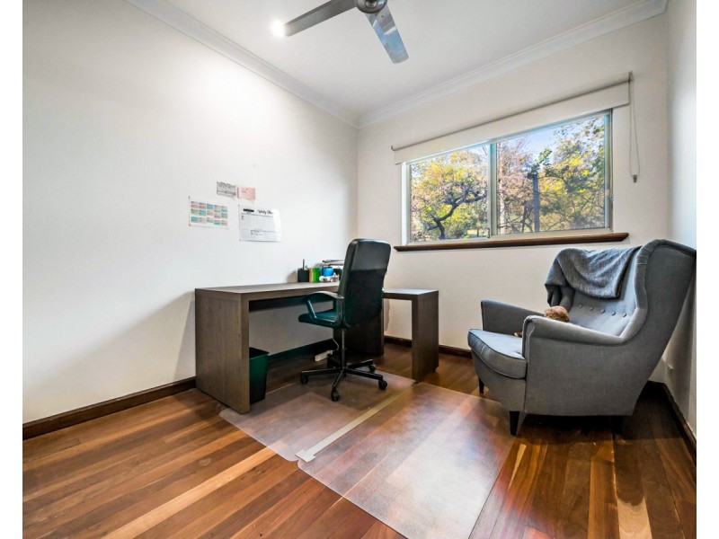 9 Cooliabberra Drive, Mount Richon WA 6112