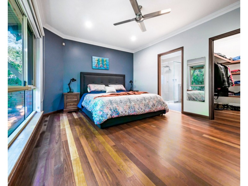 9 Cooliabberra Drive, Mount Richon WA 6112