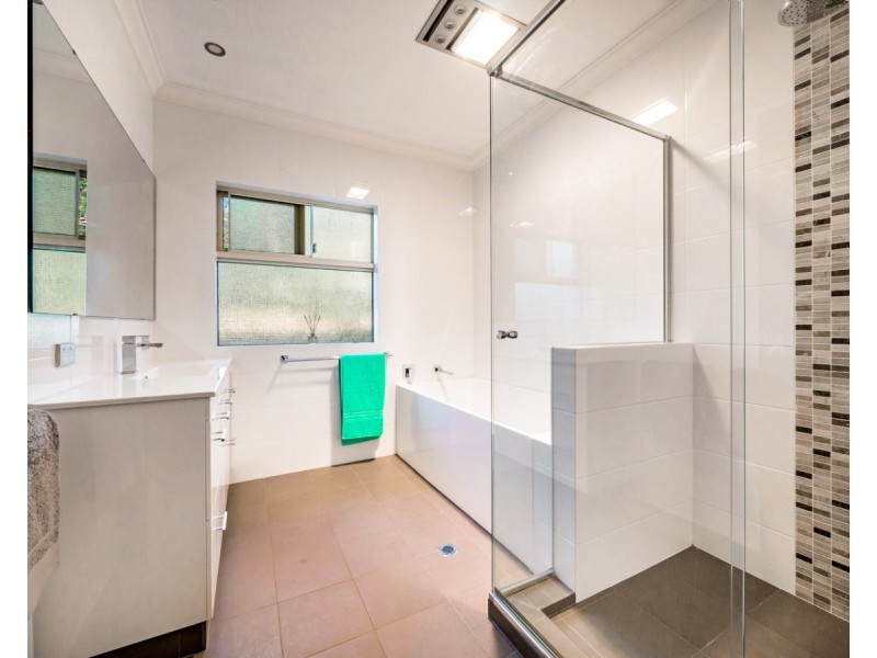 9 Cooliabberra Drive, Mount Richon WA 6112