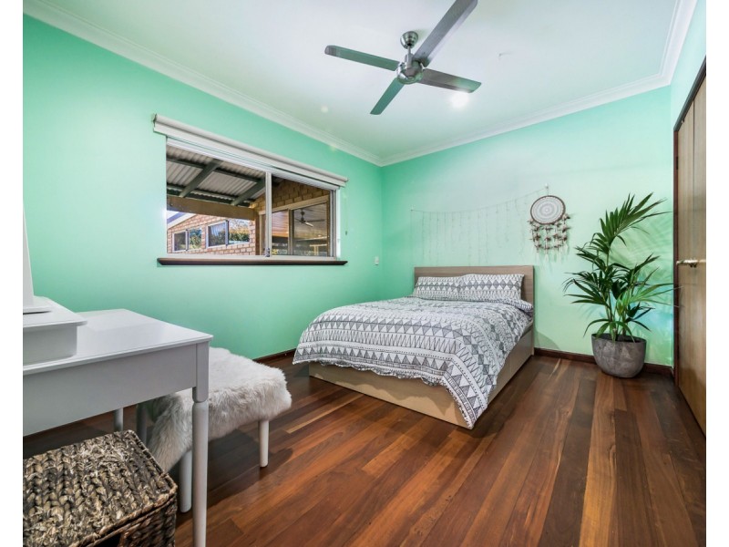 9 Cooliabberra Drive, Mount Richon WA 6112