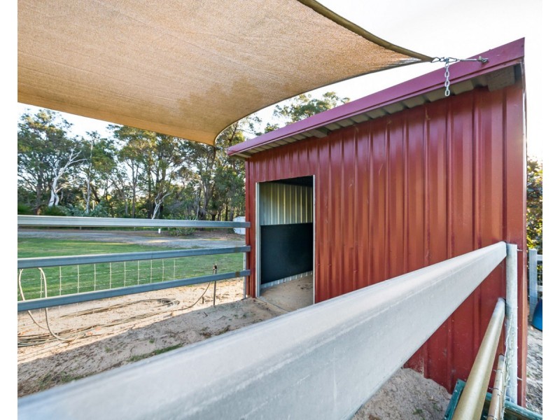 9 Cooliabberra Drive, Mount Richon WA 6112