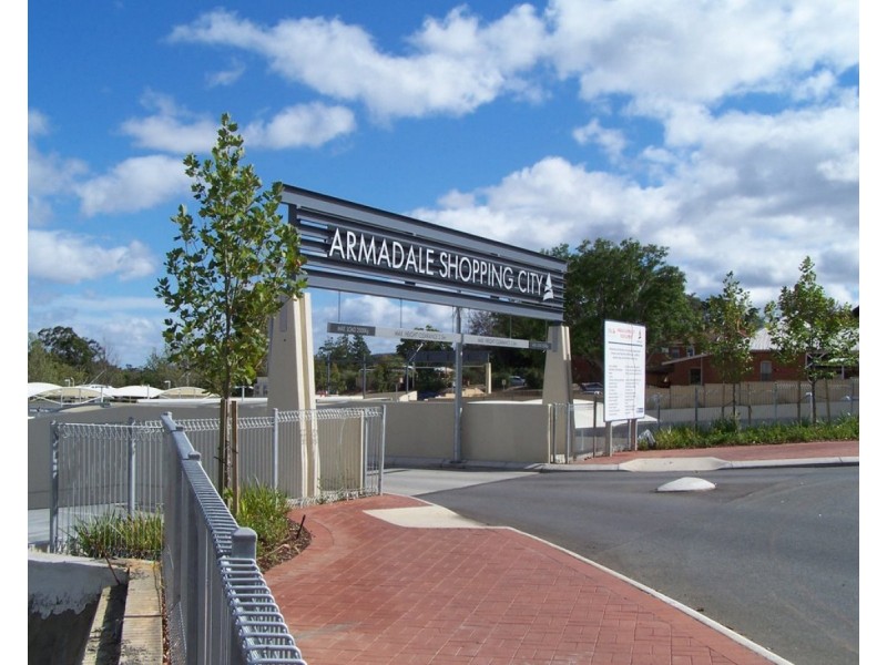 35 Spencer Road, Kelmscott WA 6111