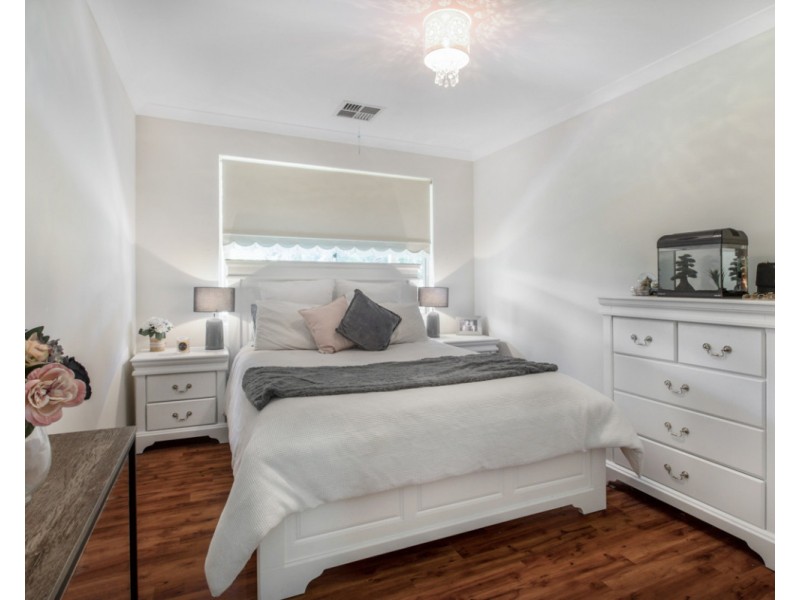 4 Cartland Court, Bedfordale WA 6112