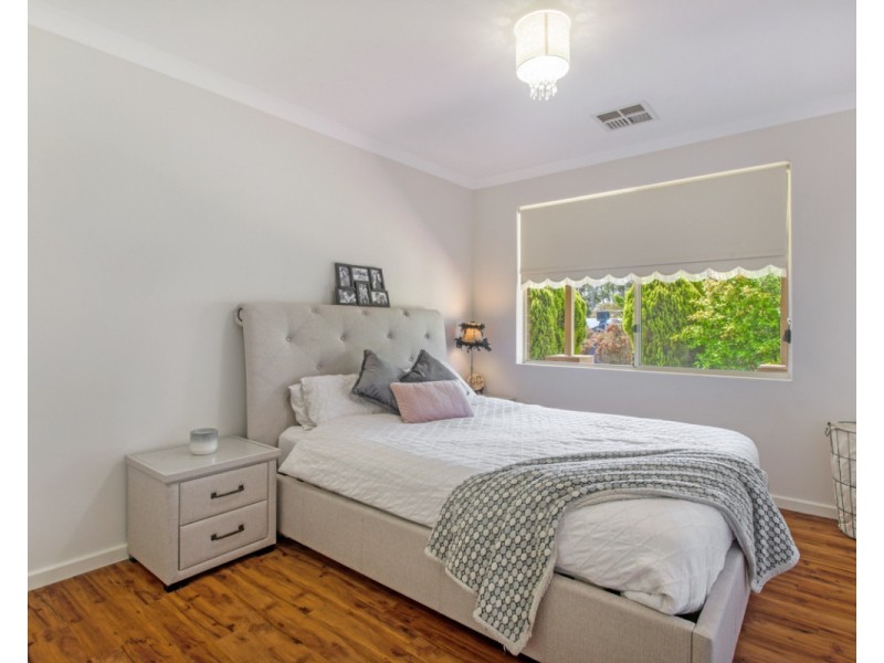 4 Cartland Court, Bedfordale WA 6112