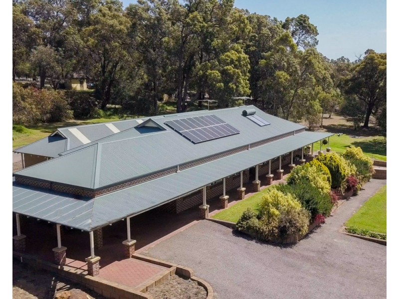 4 Cartland Court, Bedfordale WA 6112