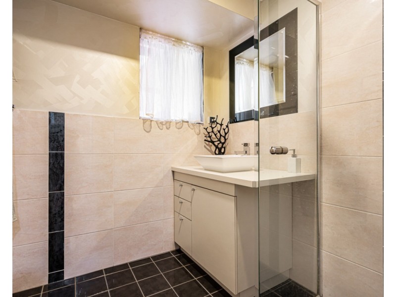 2 Urch Road, Roleystone WA 6111