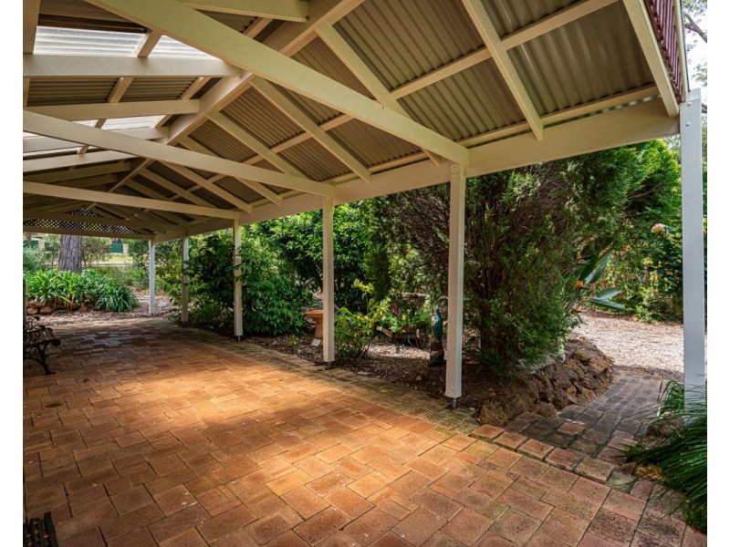 2 Urch Road, Roleystone WA 6111