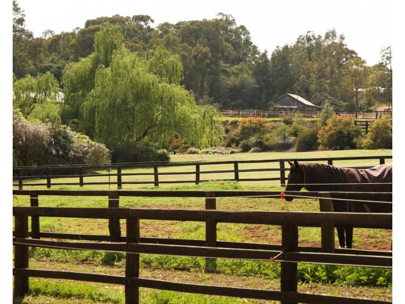 600 Albany Highway, Bedfordale WA 6112