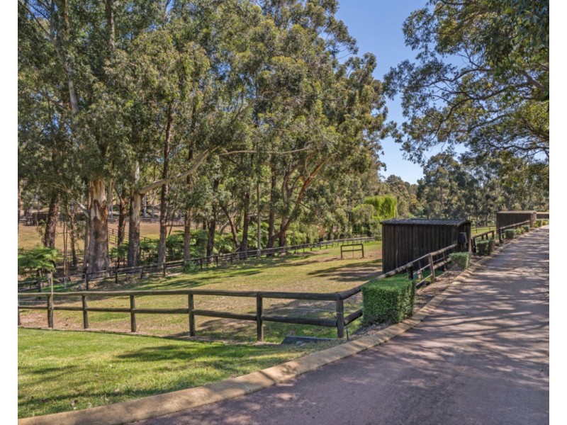 600 Albany Highway, Bedfordale WA 6112