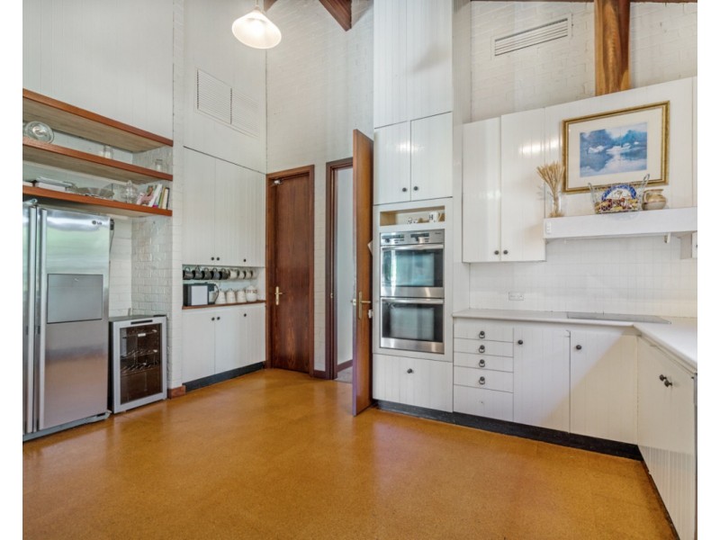 600 Albany Highway, Bedfordale WA 6112