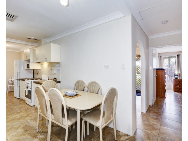 4 Wilcannia Way, Armadale WA 6112