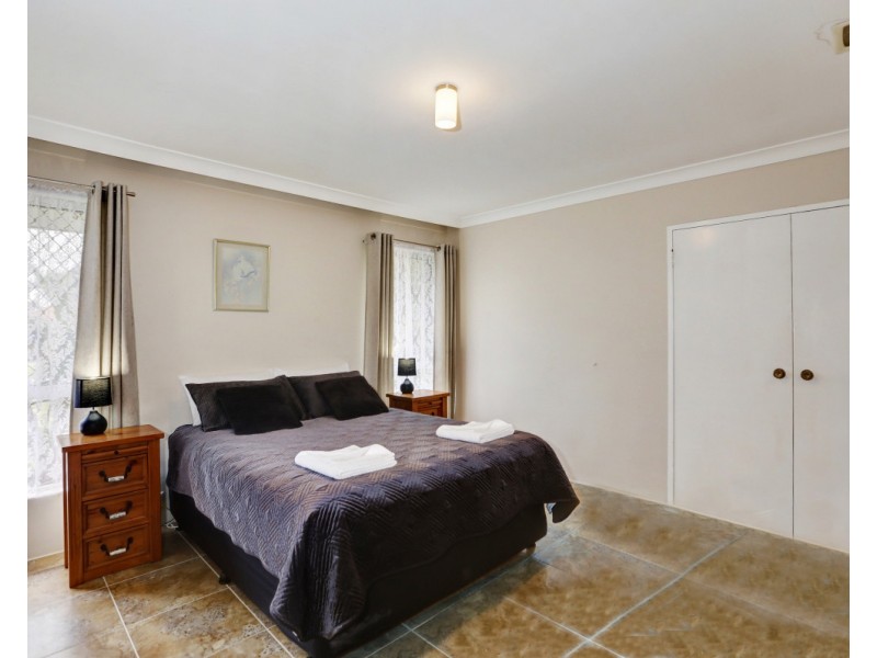 4 Wilcannia Way, Armadale WA 6112