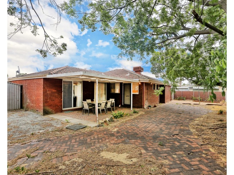 4 Wilcannia Way, Armadale WA 6112