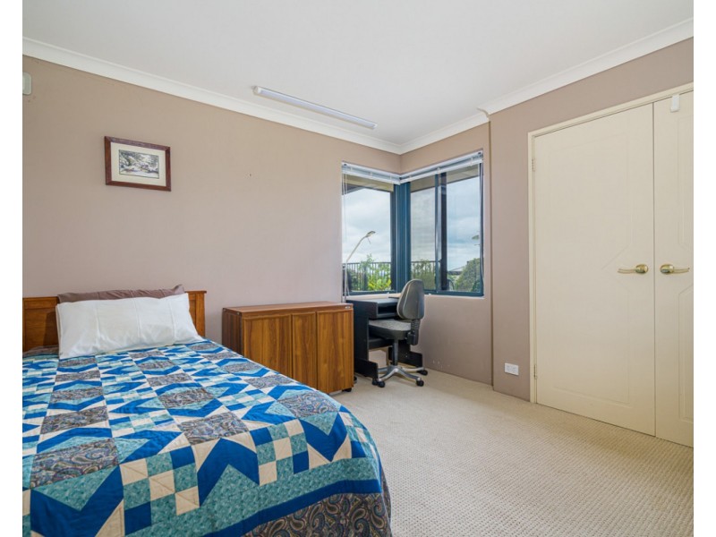 22 Richon Heights, Mount Richon WA 6112